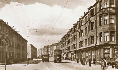 Looking West along Dumbarton Road, Dalmuir, c. 1937