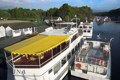 Sweeney's Boatyard showing the arrival of the 'Skylark', 2007