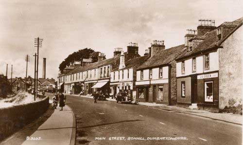 Main Street Bonhill, looking towards the traffic lights at Bonhill Bridge, about 1960