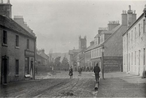 Dumbarton Road, Old Kilpatrick, about 1906