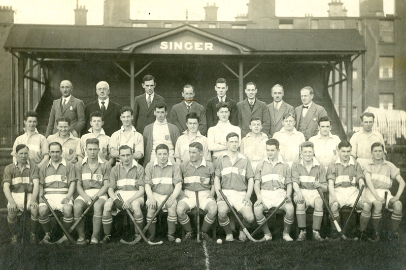 image of Singer Manufacturing Company Men’s Hockey Team c.1930s