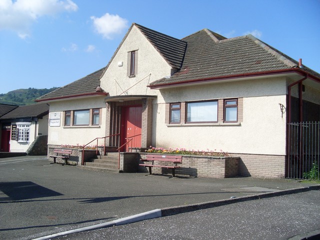 Napier_Hall_-_geograph.org.uk_-_904042.jpg