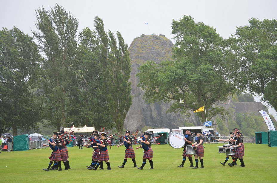 image of pipe band