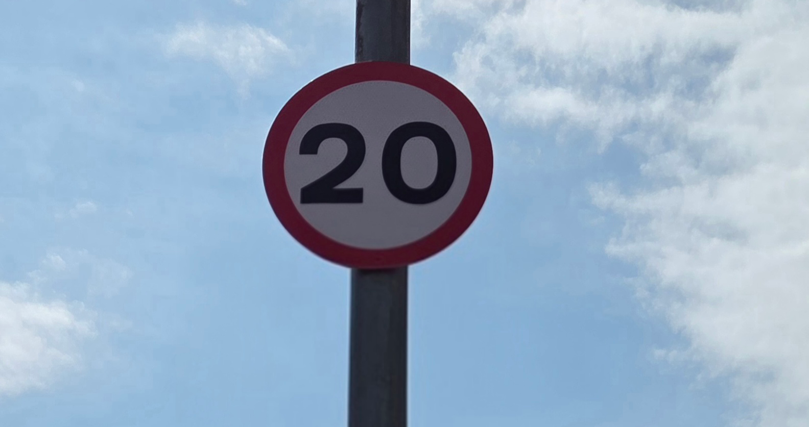 20mph road sign